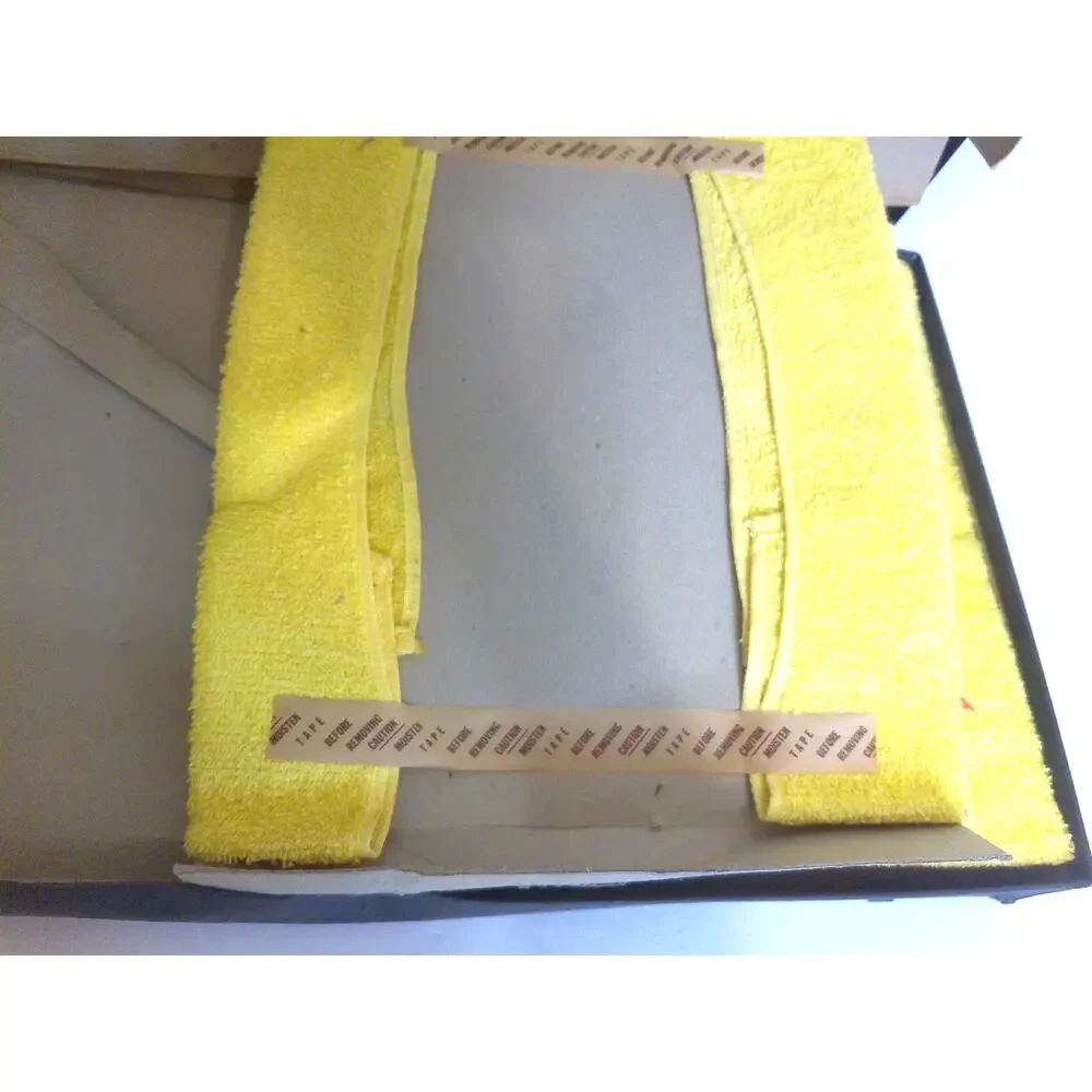 Vintage Mid-Century Cannon Towel Set Yellow 3D Sculpted Floral Appliques New Box